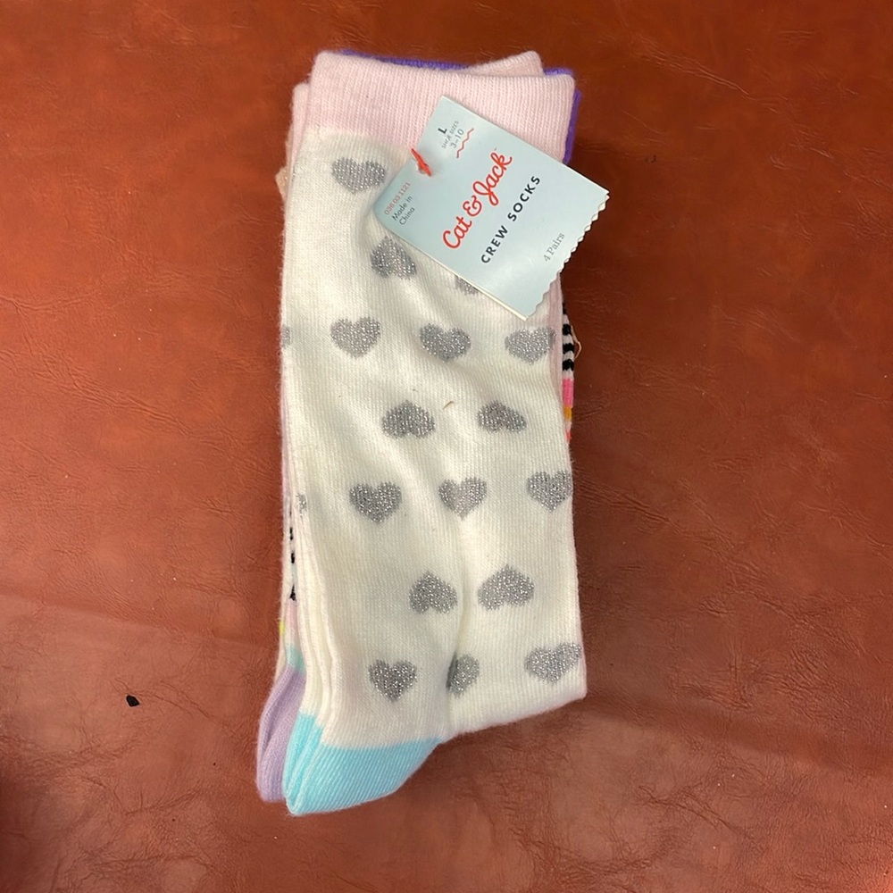 4 pairs Crew Socks. Cat and Jack